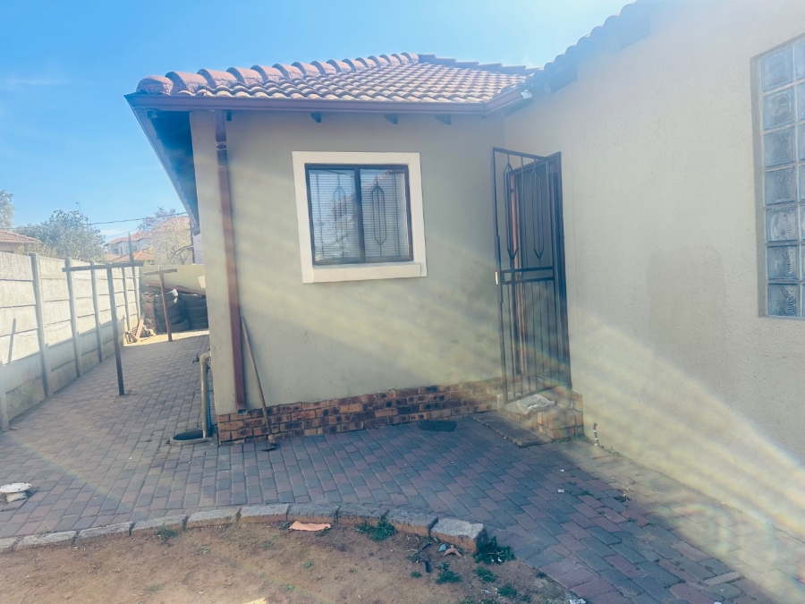 To Let 3 Bedroom Property for Rent in Cosmo City Gauteng
