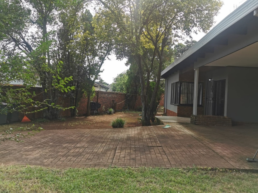 To Let 4 Bedroom Property for Rent in Doringkloof Gauteng