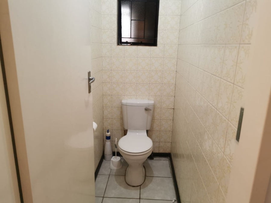 To Let 4 Bedroom Property for Rent in Doringkloof Gauteng