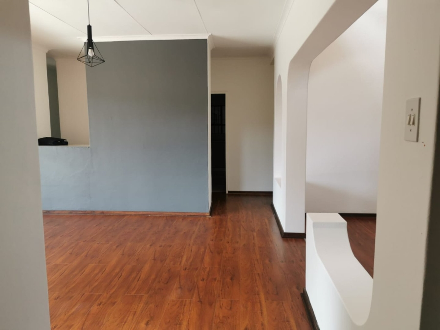 To Let 4 Bedroom Property for Rent in Doringkloof Gauteng