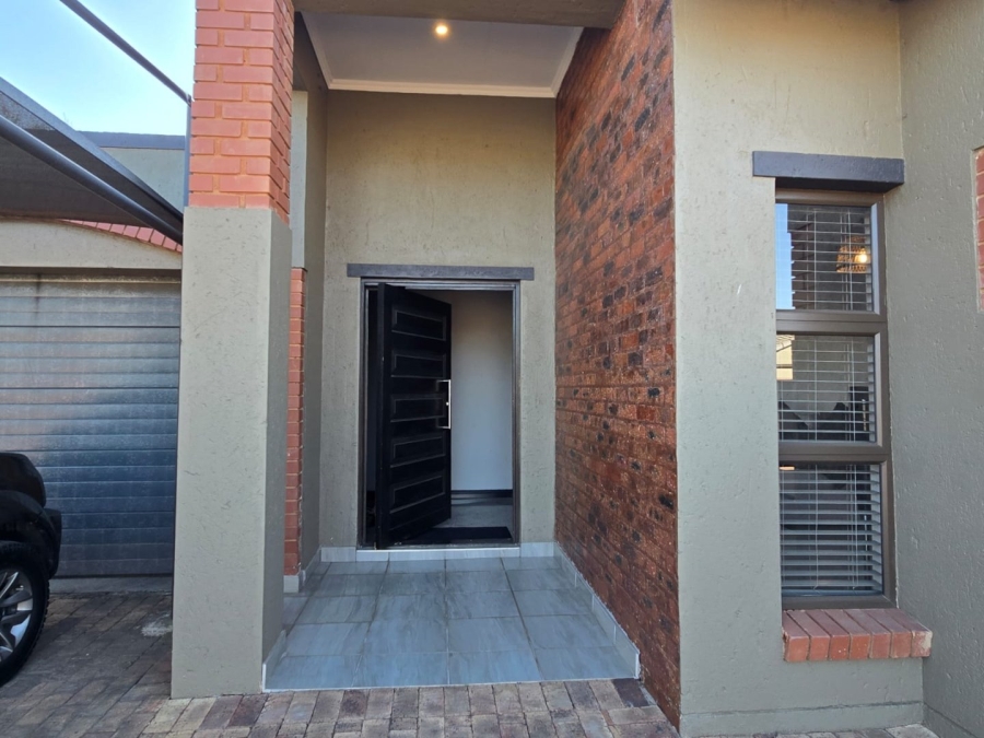 3 Bedroom Property for Sale in Lilianton Gauteng