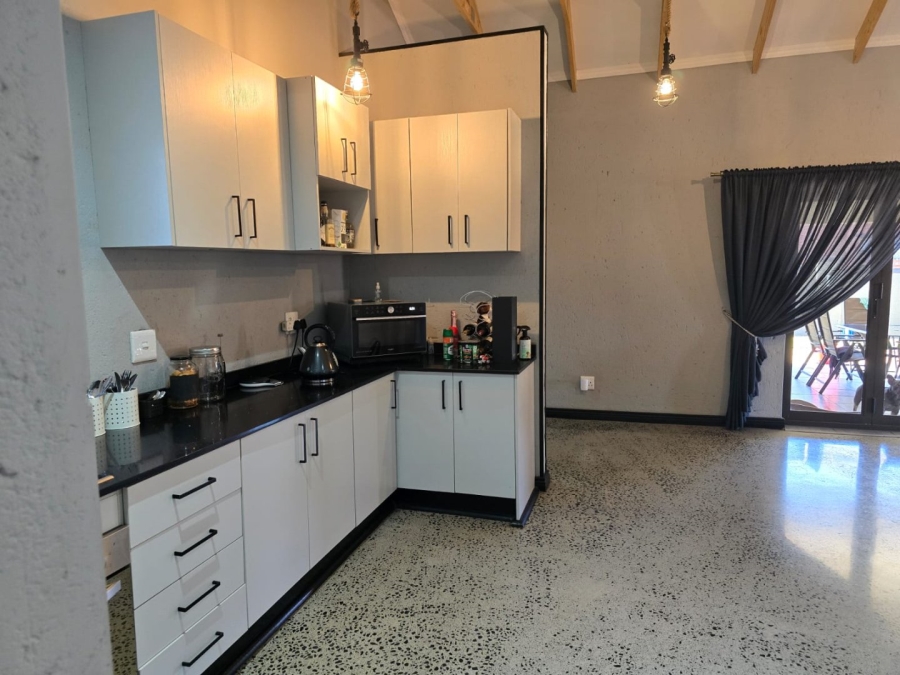 3 Bedroom Property for Sale in Lilianton Gauteng