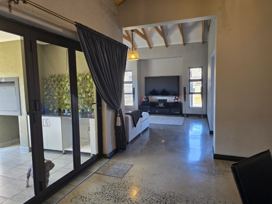3 Bedroom Property for Sale in Lilianton Gauteng