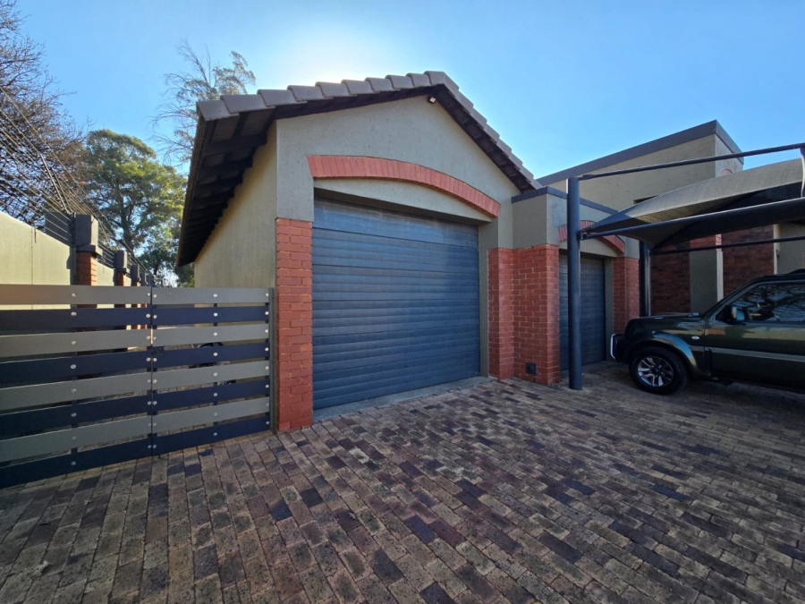 3 Bedroom Property for Sale in Lilianton Gauteng