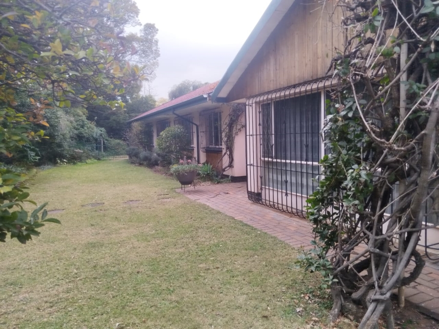 3 Bedroom Property for Sale in Lombardy East Gauteng