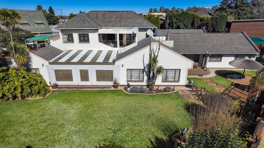 4 Bedroom Property for Sale in Selection Park Gauteng