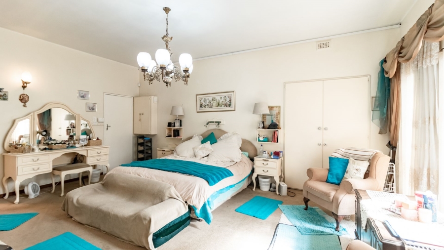 4 Bedroom Property for Sale in Selection Park Gauteng