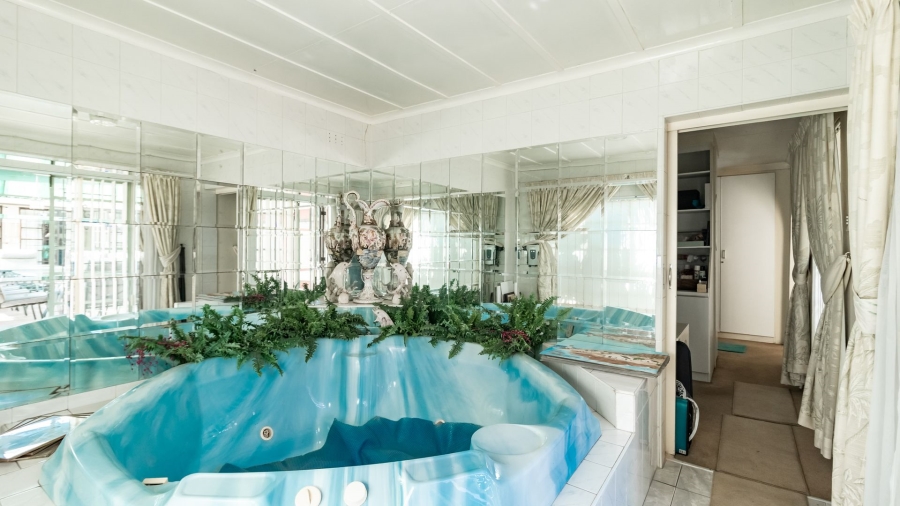 4 Bedroom Property for Sale in Selection Park Gauteng