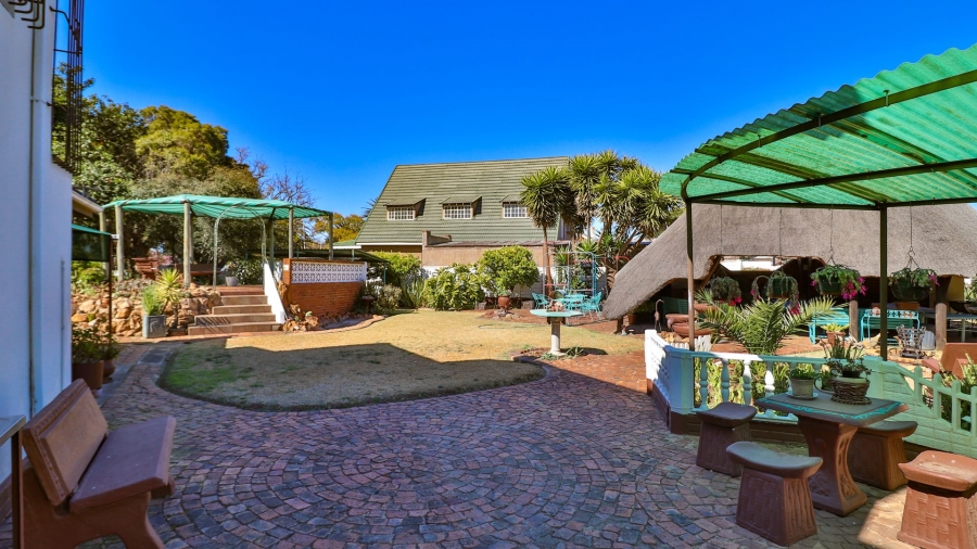 4 Bedroom Property for Sale in Selection Park Gauteng
