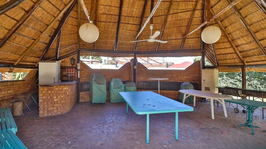 4 Bedroom Property for Sale in Selection Park Gauteng
