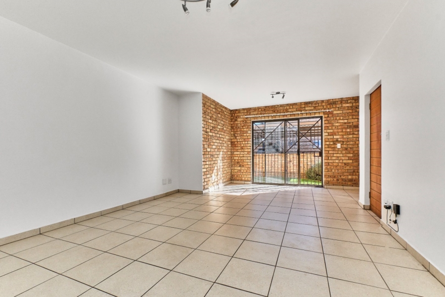 To Let 2 Bedroom Property for Rent in Honeydew Gauteng