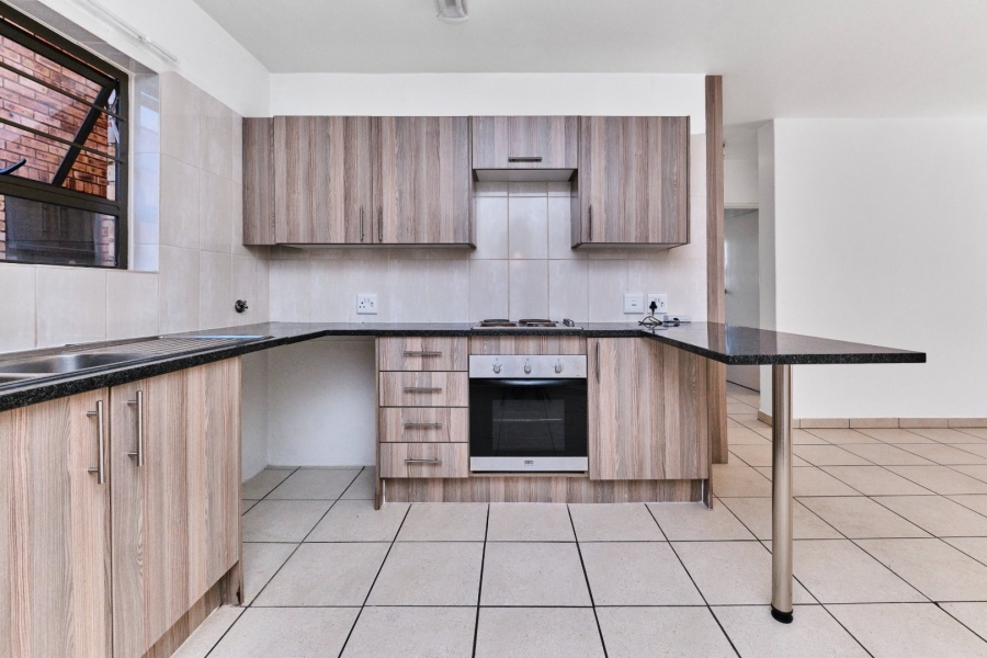 To Let 2 Bedroom Property for Rent in Honeydew Gauteng