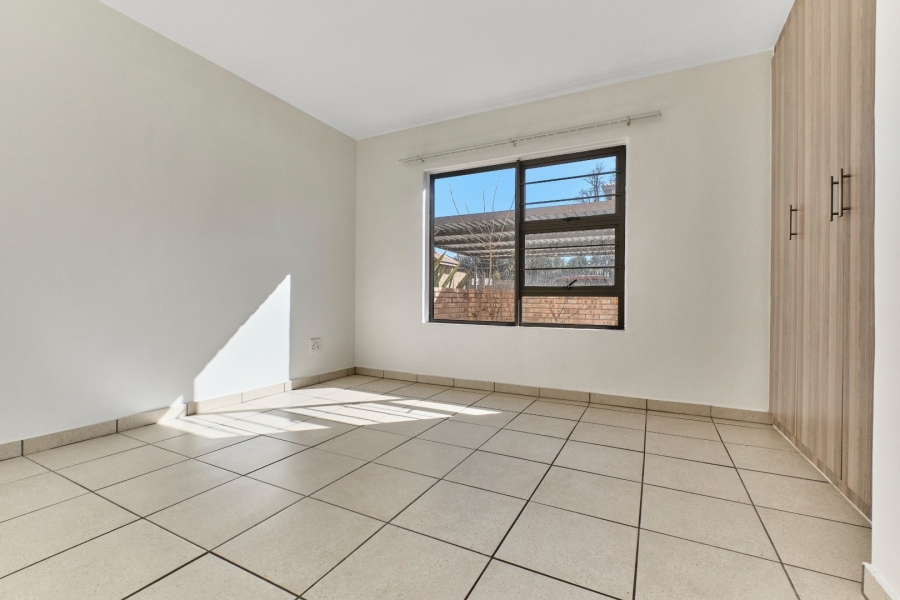 To Let 2 Bedroom Property for Rent in Honeydew Gauteng