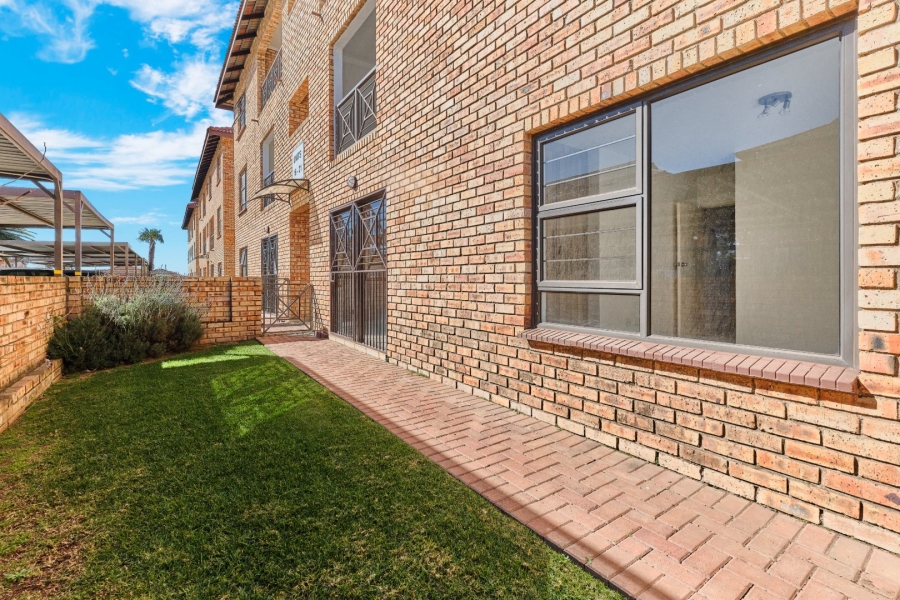 To Let 2 Bedroom Property for Rent in Honeydew Gauteng