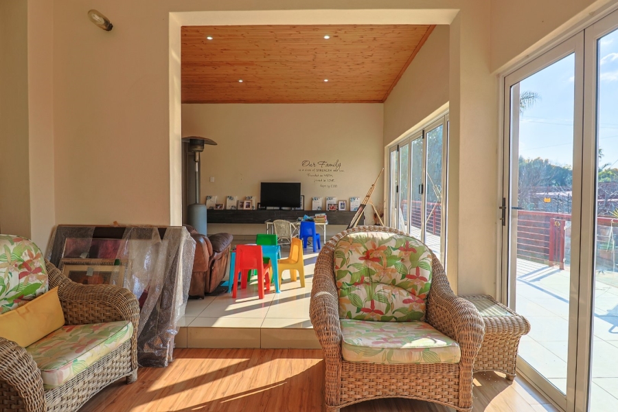 6 Bedroom Property for Sale in Zwartkop Gauteng