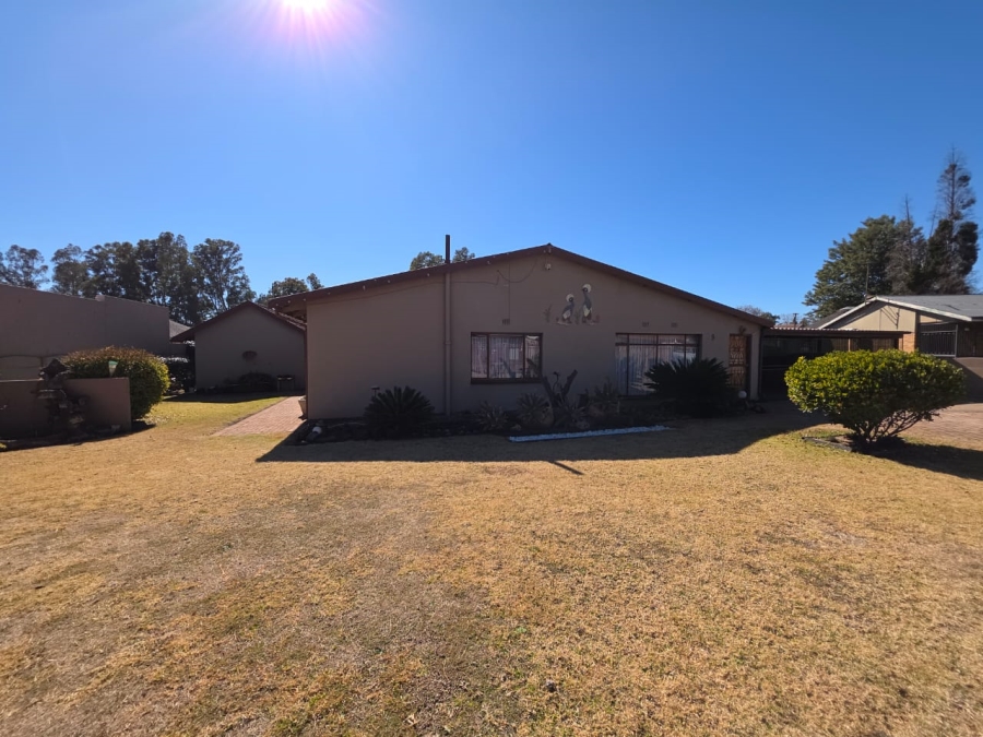 4 Bedroom Property for Sale in Edelweiss Gauteng