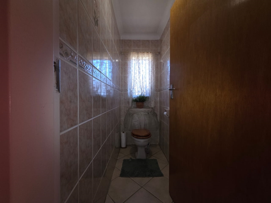 4 Bedroom Property for Sale in Edelweiss Gauteng