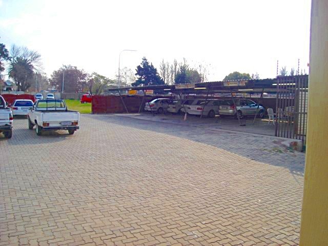  Bedroom Property for Sale in Anderbolt Gauteng