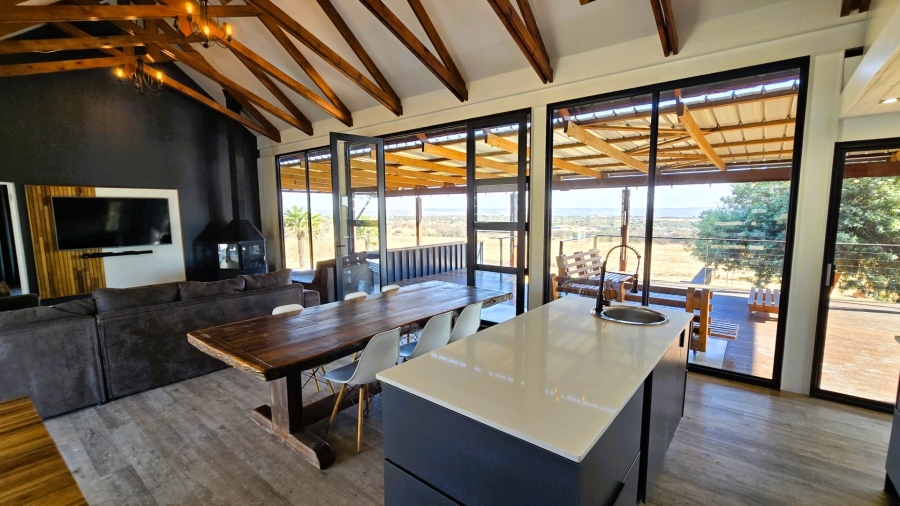 4 Bedroom Property for Sale in Kleinfontein A H Gauteng