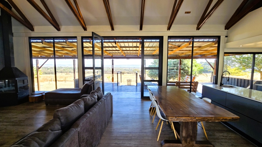 4 Bedroom Property for Sale in Kleinfontein A H Gauteng