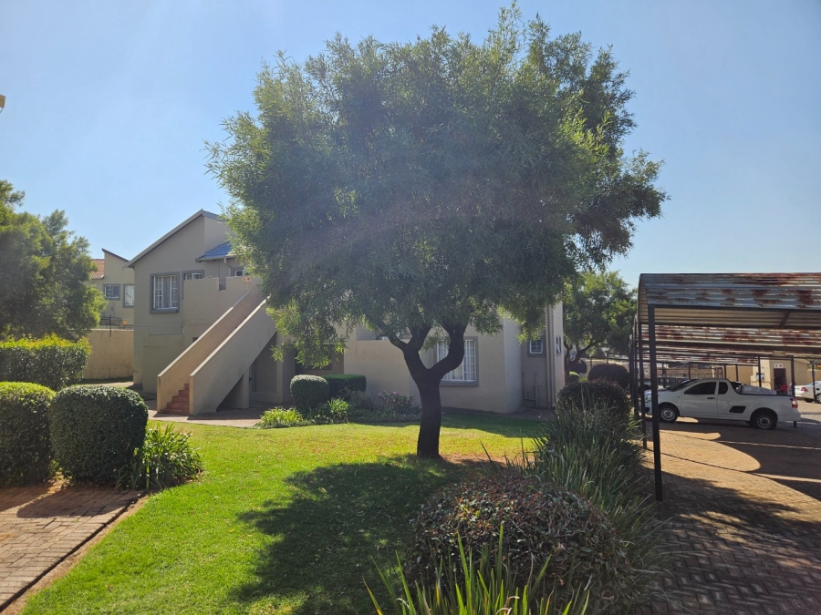 To Let 2 Bedroom Property for Rent in Northgate Gauteng