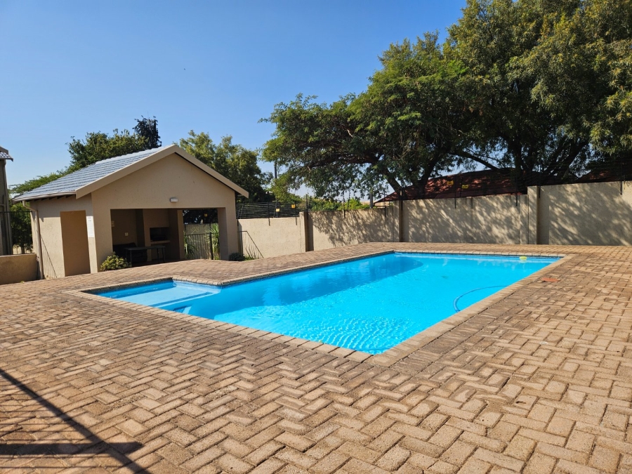 To Let 2 Bedroom Property for Rent in Northgate Gauteng