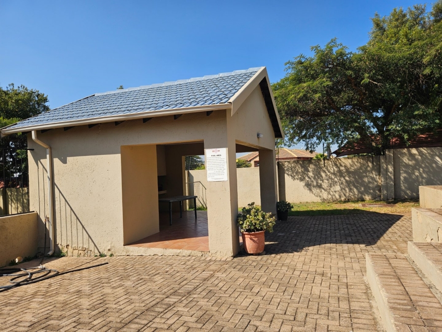 To Let 2 Bedroom Property for Rent in Northgate Gauteng
