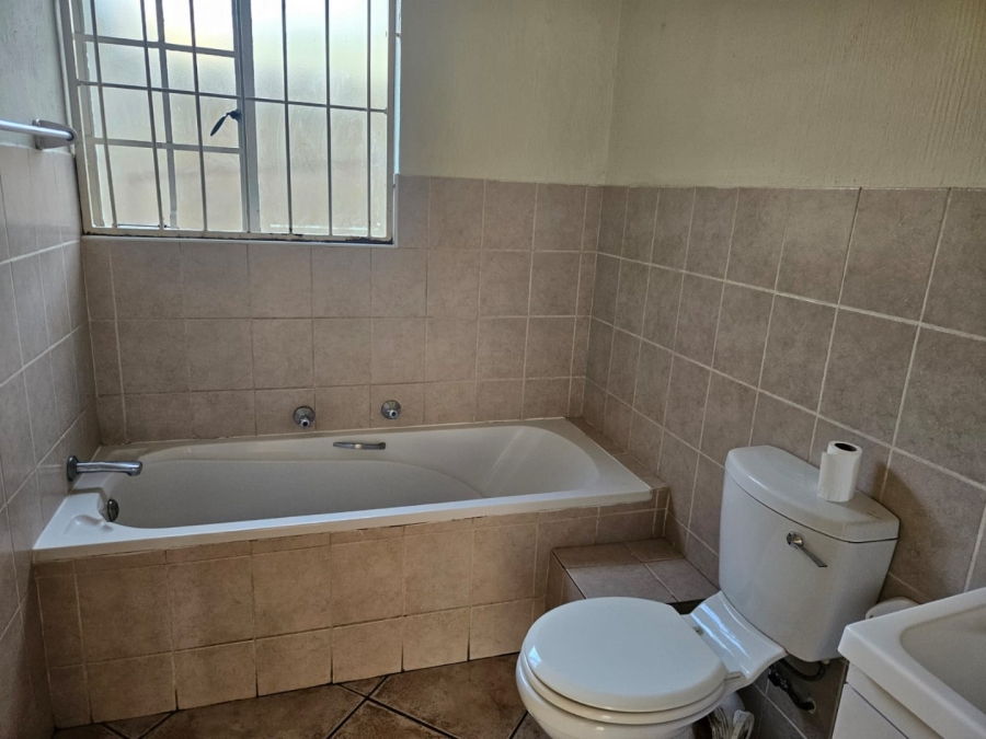 To Let 2 Bedroom Property for Rent in Northgate Gauteng