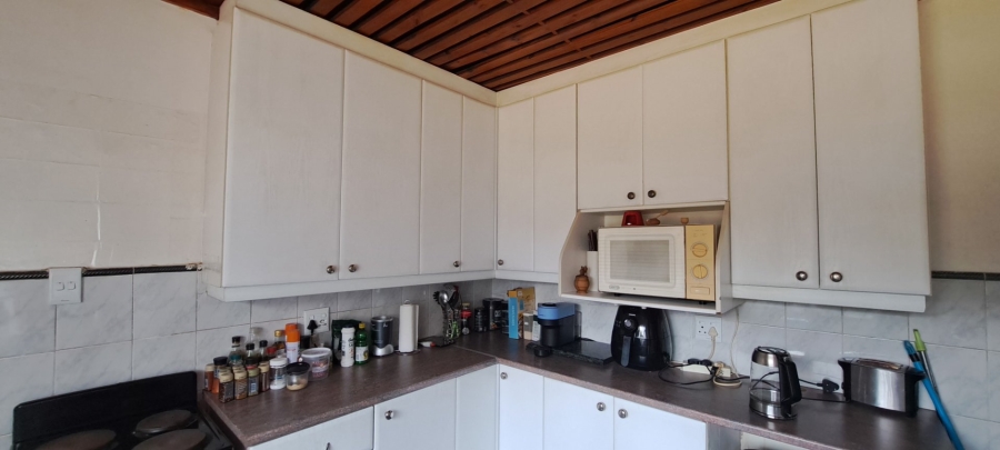 3 Bedroom Property for Sale in Edenvale Central Gauteng