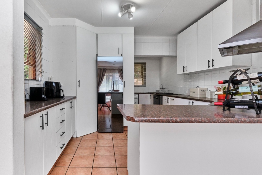 3 Bedroom Property for Sale in Sharonlea Gauteng