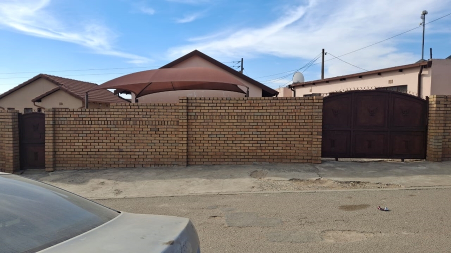 2 Bedroom Property for Sale in Ebony Park Gauteng