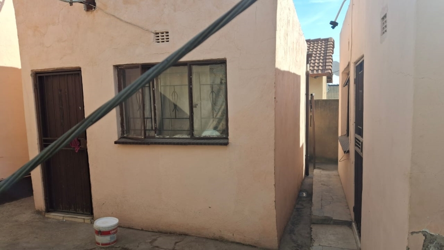 2 Bedroom Property for Sale in Ebony Park Gauteng