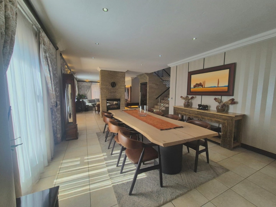 6 Bedroom Property for Sale in Midstream Estate Gauteng