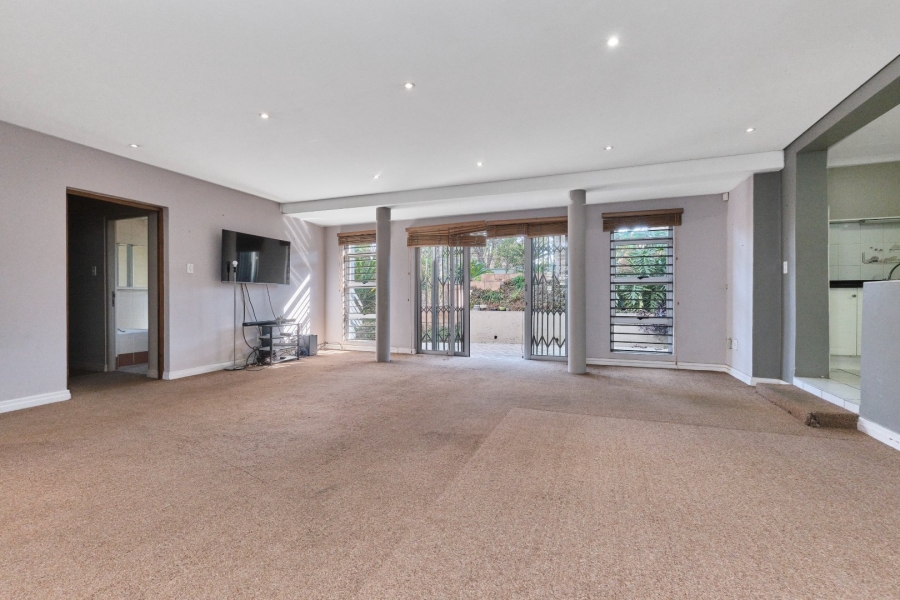To Let 2 Bedroom Property for Rent in Morningside Manor Gauteng