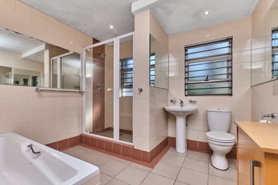 To Let 2 Bedroom Property for Rent in Morningside Manor Gauteng