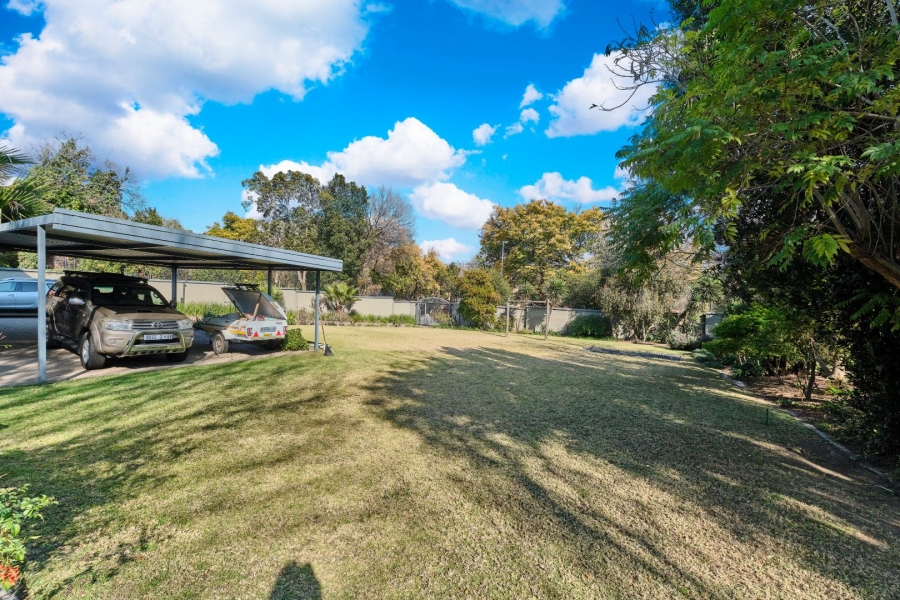 To Let 2 Bedroom Property for Rent in Morningside Manor Gauteng