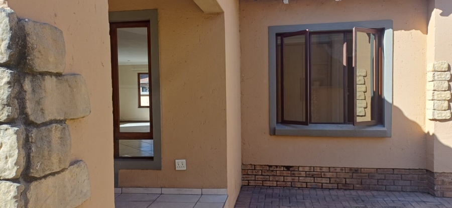 3 Bedroom Property for Sale in Hughes Gauteng