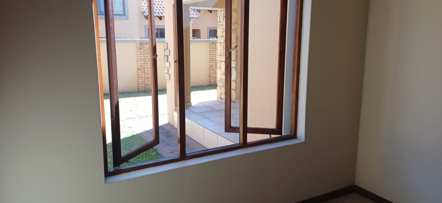 3 Bedroom Property for Sale in Hughes Gauteng