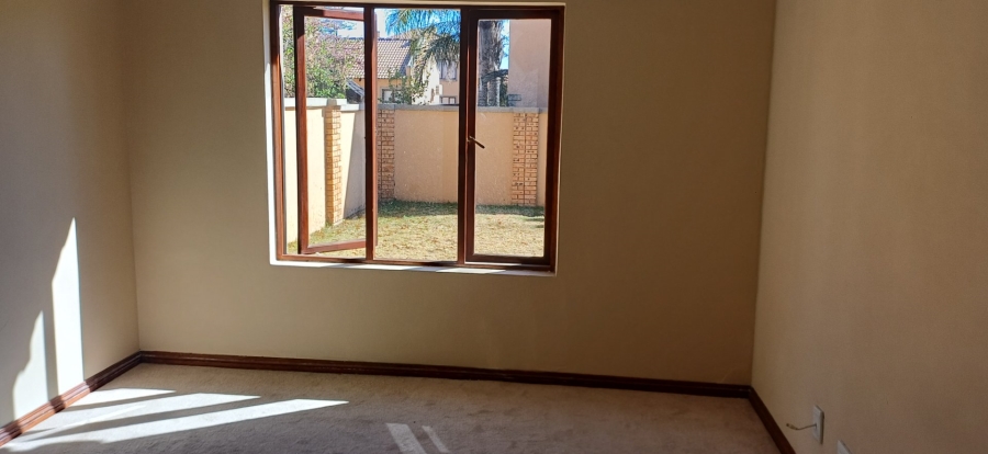 3 Bedroom Property for Sale in Hughes Gauteng