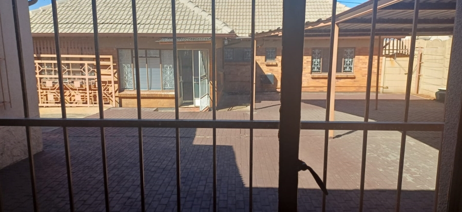 4 Bedroom Property for Sale in Sunnyridge Gauteng