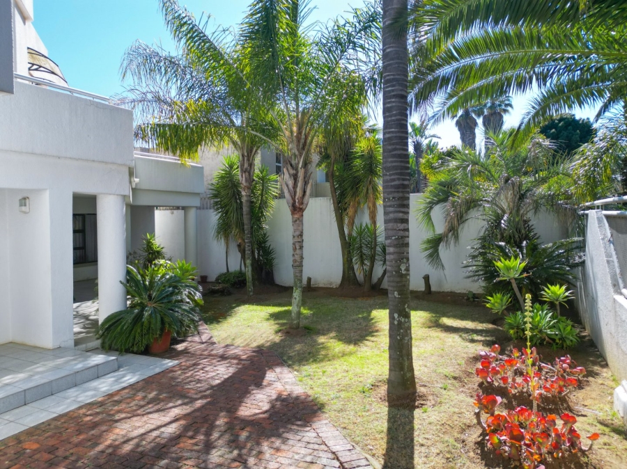 4 Bedroom Property for Sale in Crown North Gauteng