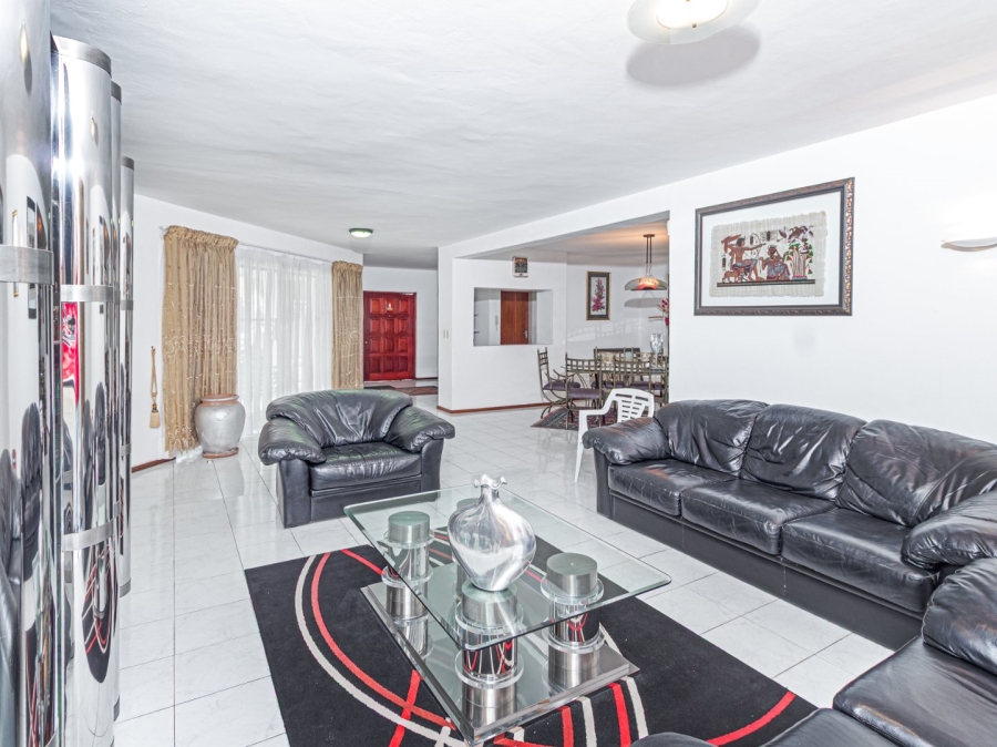 4 Bedroom Property for Sale in Crown North Gauteng