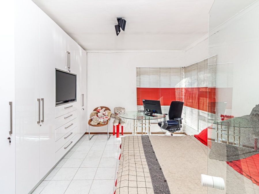 4 Bedroom Property for Sale in Crown North Gauteng