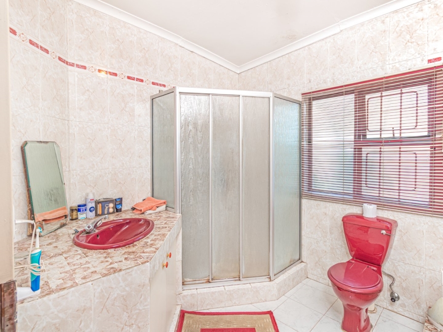 4 Bedroom Property for Sale in Crown North Gauteng