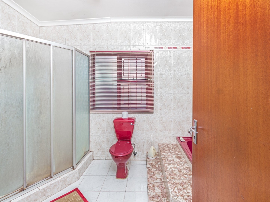 4 Bedroom Property for Sale in Crown North Gauteng