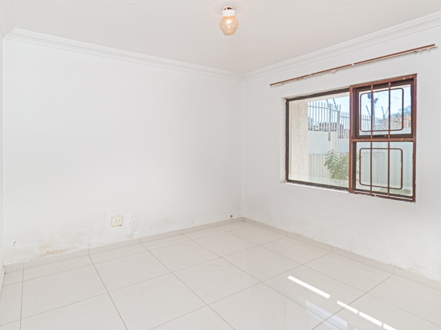 4 Bedroom Property for Sale in Crown North Gauteng