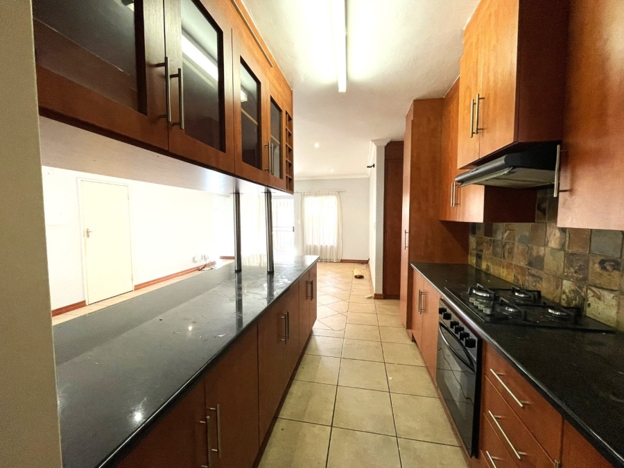 To Let 3 Bedroom Property for Rent in Thatchview Gauteng