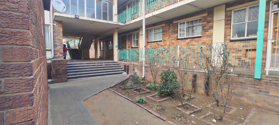 2 Bedroom Property for Sale in Vanderbijlpark CW 3 Gauteng