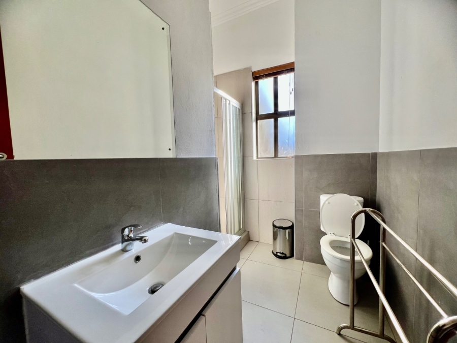 To Let 4 Bedroom Property for Rent in Silver Lakes Golf Estate Gauteng