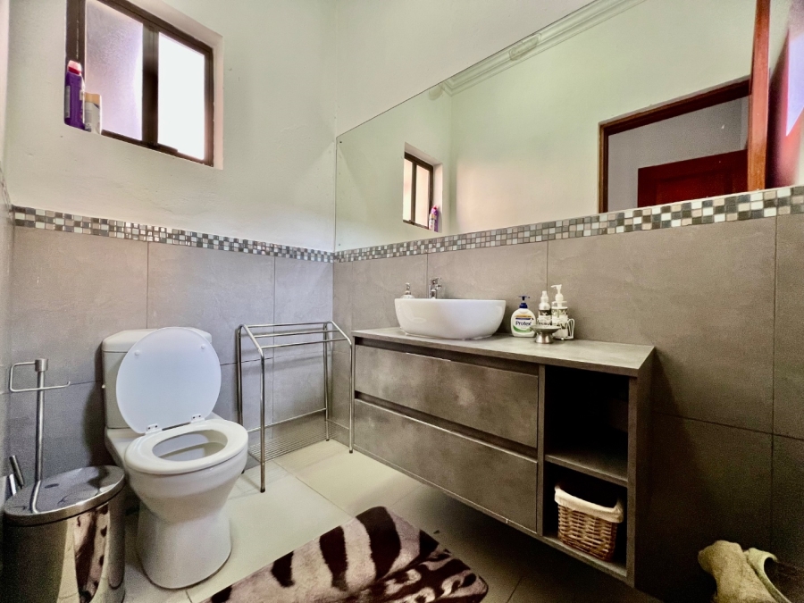 To Let 4 Bedroom Property for Rent in Silver Lakes Golf Estate Gauteng